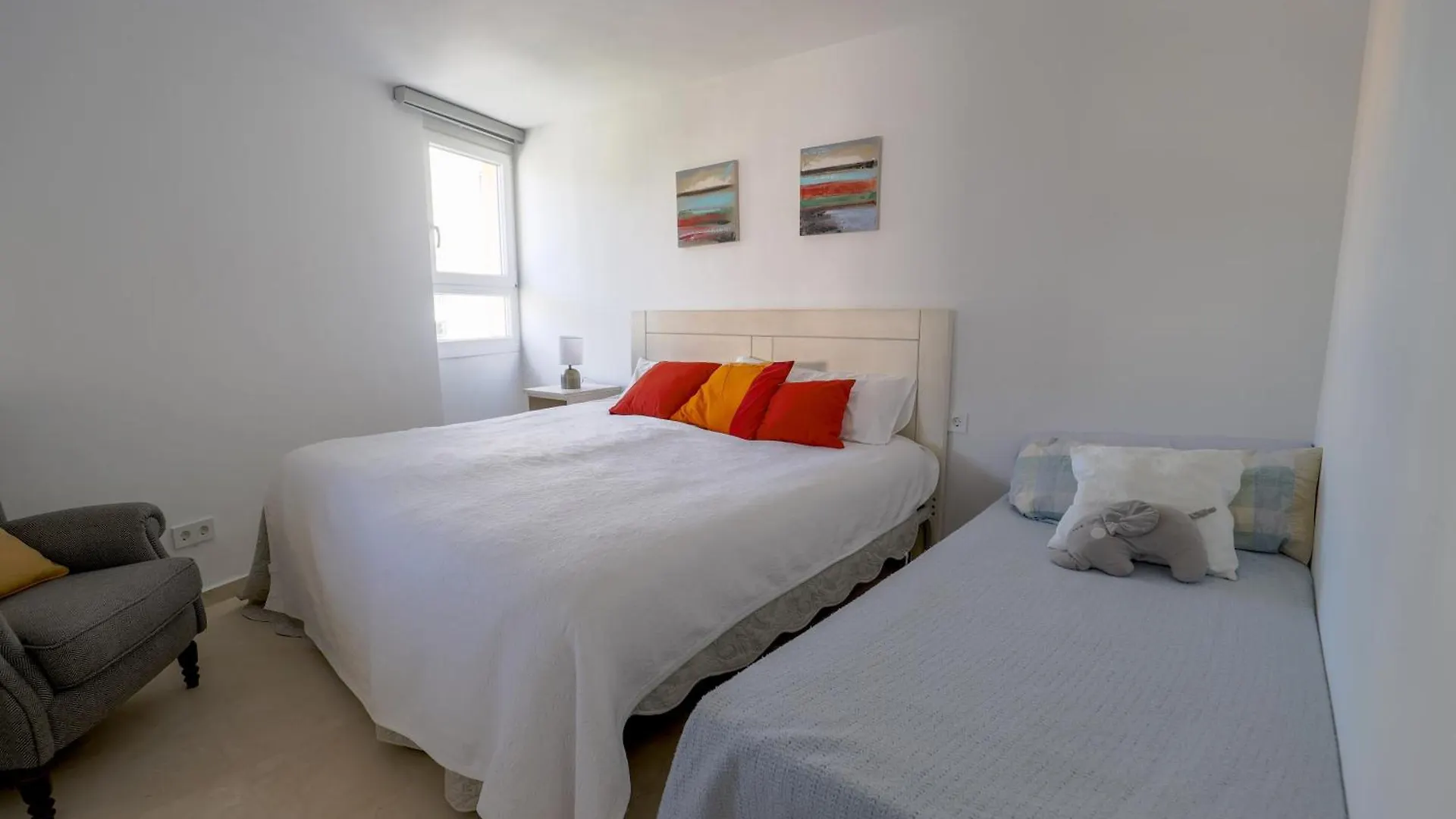Marbella Centre Beachfront & Pool Apartment