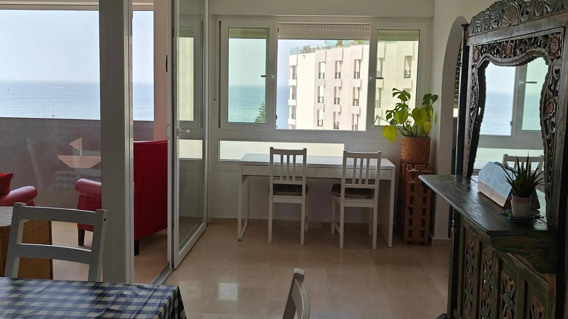 Apartment Marbella Centre Beachfront & Pool